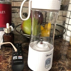 Portable blender